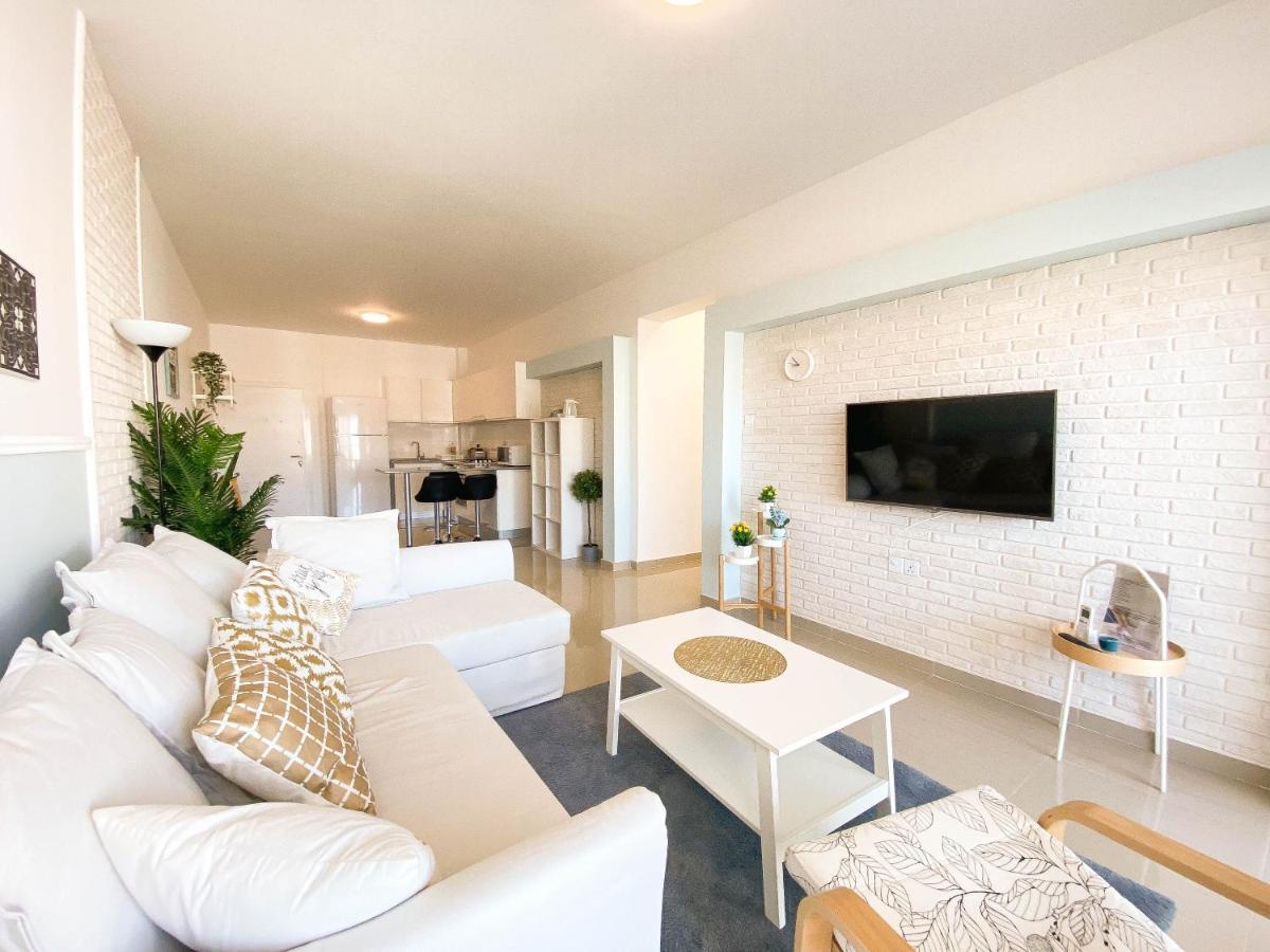 Spartacus Pool Apartments In Caesar Resort & Spa Trikomo Zewnętrze zdjęcie