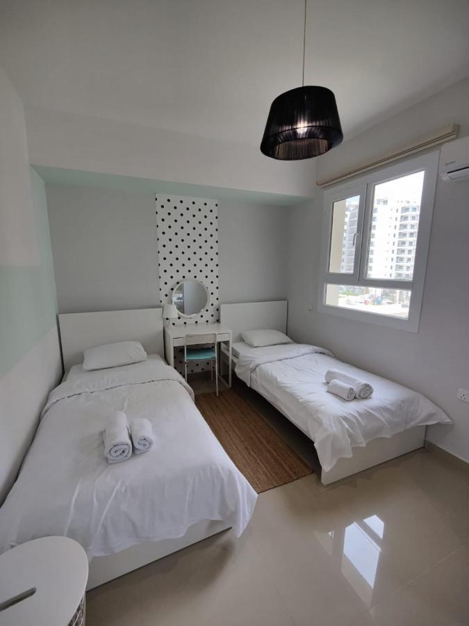Spartacus Pool Apartments In Caesar Resort & Spa Trikomo Zewnętrze zdjęcie